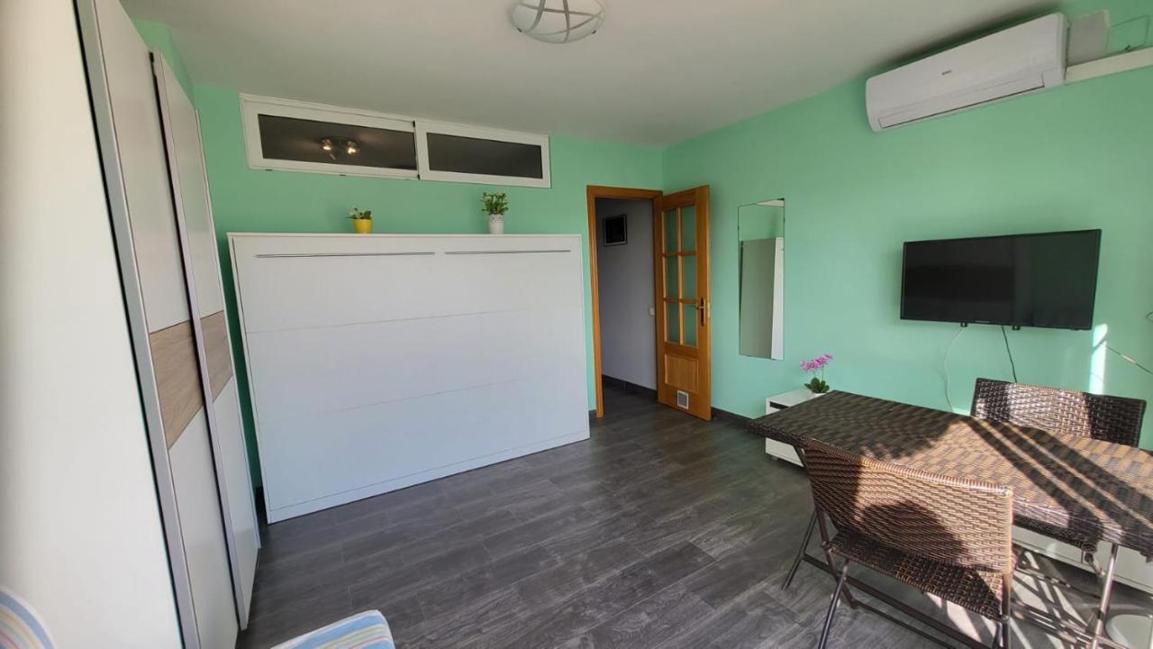Calella Studio Exterior photo